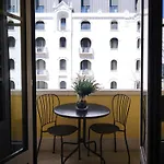 Ey Lisbon Guesthouse