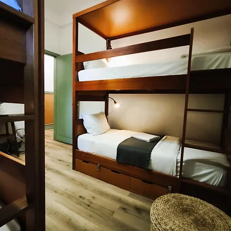Hostel Ey
