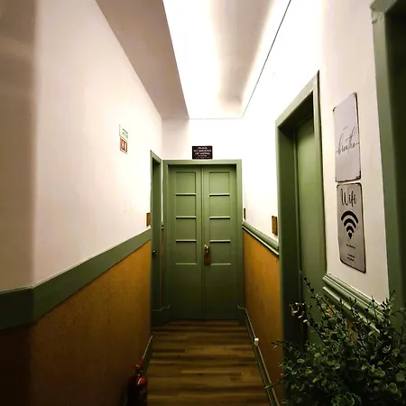 Hostel Ey *
