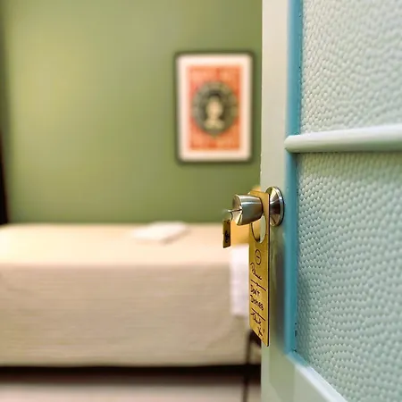 Ey Lisbon Guesthouse * Lisbon