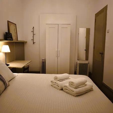 Ey Lisbon Guesthouse Лиссабон
