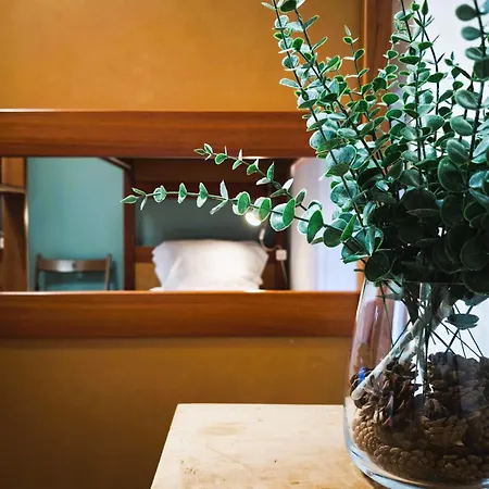 Ey Lisbon Guesthouse Лиссабон