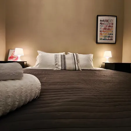 Ey Lisbon Guesthouse * Лиссабон