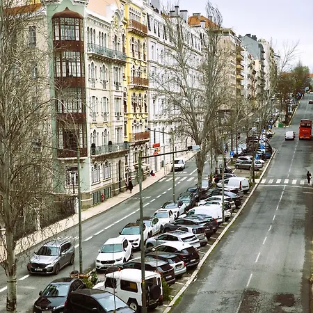 Ey Lisbon Guesthouse * Лиссабон