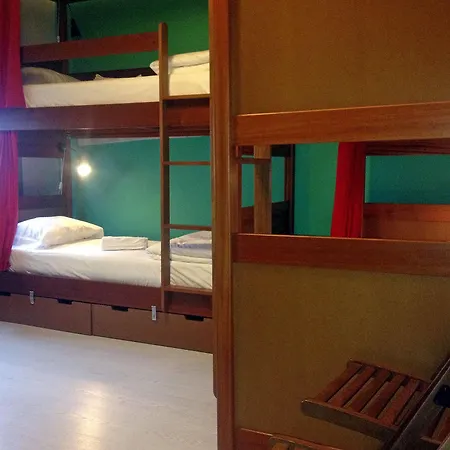 Ey Lisbon Guesthouse Гостевой дом